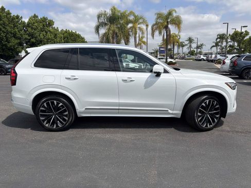 Used 2026 Volvo XC90 B6 Plus w/ Protection Package Premier AWD/4WD image 4