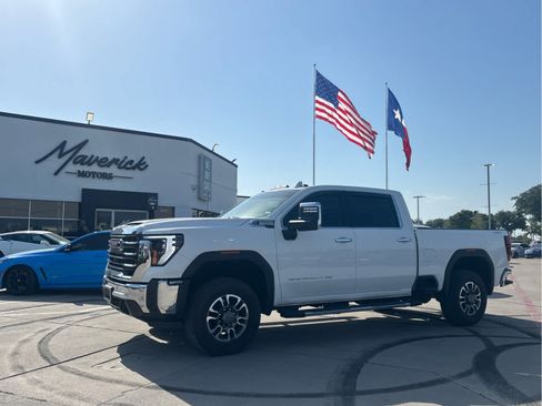 Used 2024 GMC Sierra 2500 SLT w/ Texas SLT Premium Package AWD/4WD image 1
