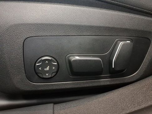 New 2026 BMW i4 xDrive40i image 23