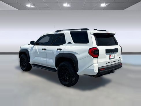 Used 2025 Toyota 4Runner TRD Off-Road image 3