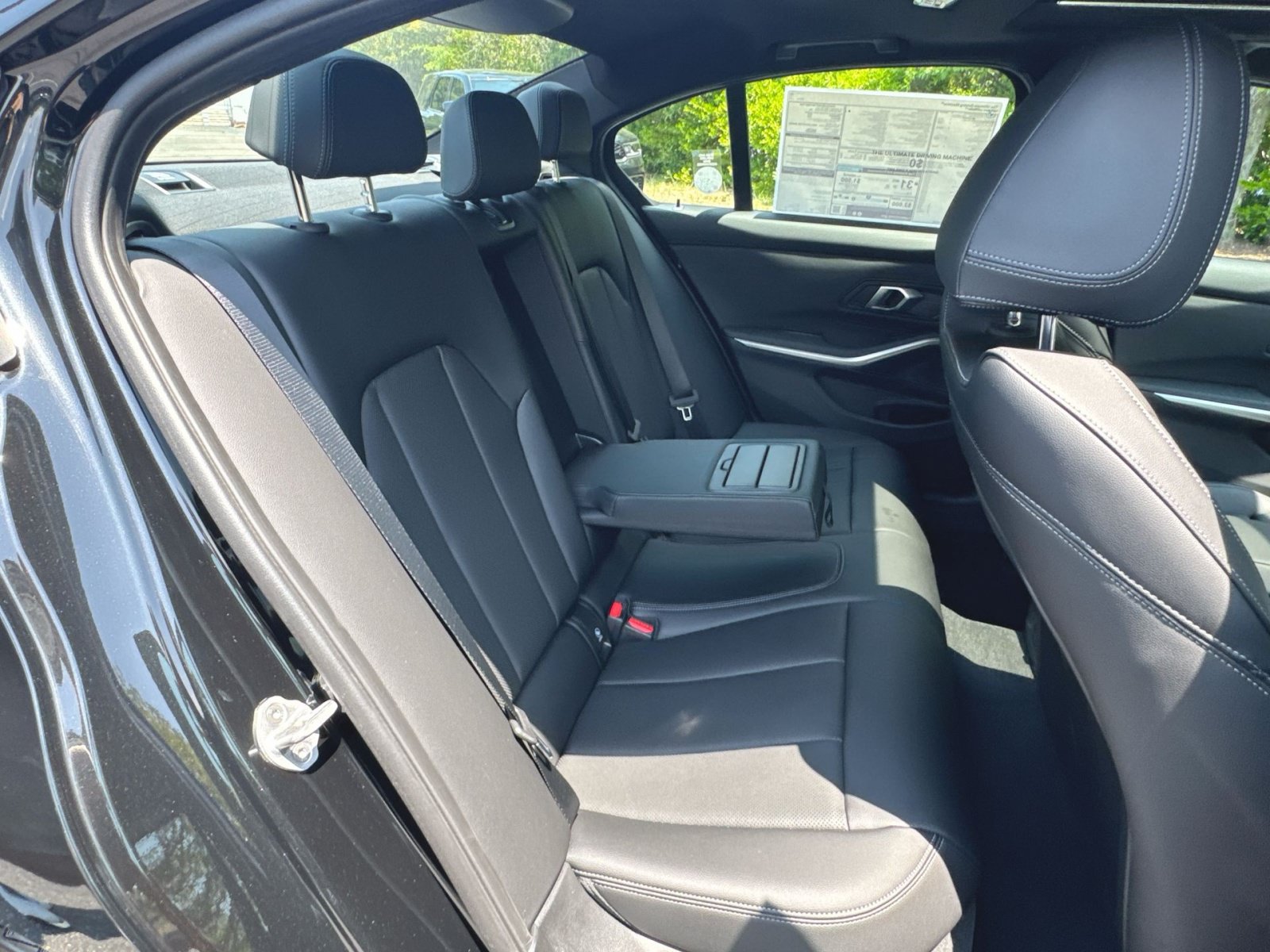 New 2026 BMW 330i Sedan w/ M Sport Package RWD image 32