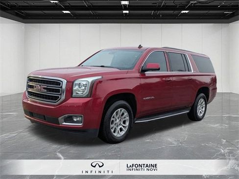 Used 2015 GMC Yukon XL SLT image 1