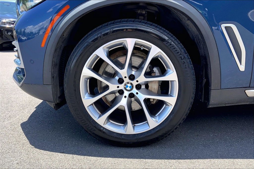 Used 2023 BMW X5 sDrive40i w/ Parking Assistance Package RWD image 7