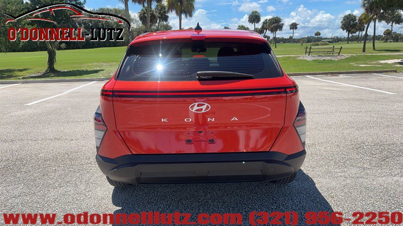 Used 2025 Hyundai Kona SE FWD image 5
