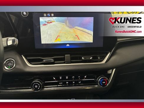 Used 2025 Chevrolet Equinox LT AWD/4WD image 17