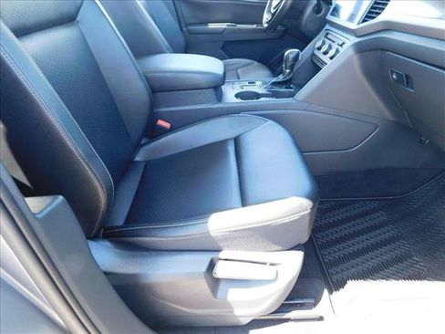 Used 2019 Volkswagen Atlas SE w/ Panoramic Sunroof Package FWD image 29
