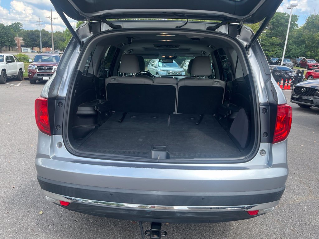 Used 2016 Honda Pilot Touring image 38