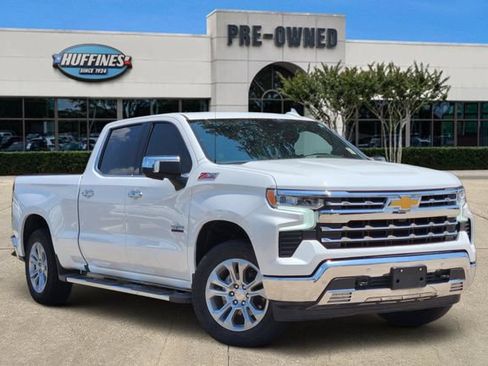 Used 2025 Chevrolet Silverado 1500 LTZ AWD/4WD image 1