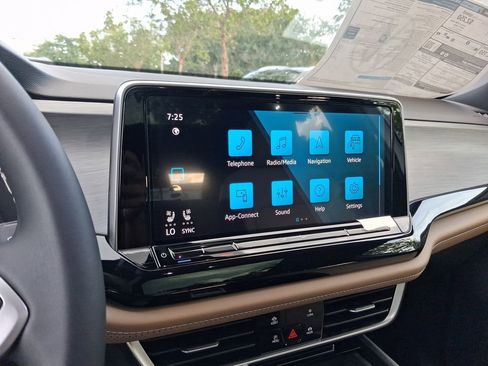 New 2026 Volkswagen Atlas Cross Sport SE FWD image 9