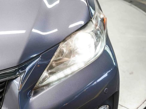Used 2013 Lexus CT 200h w/ Leather Pkg FWD image 7