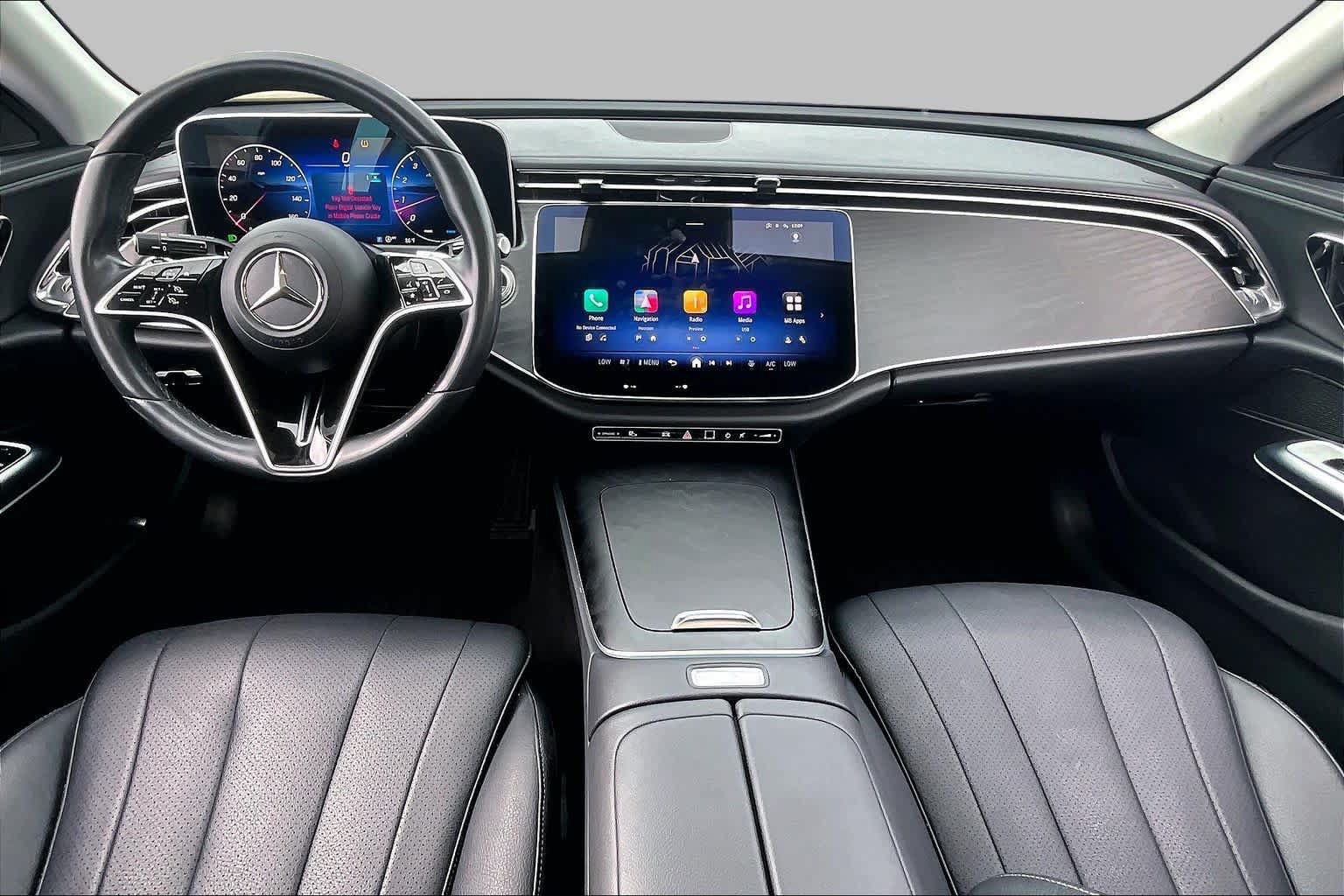 Used 2025 Mercedes-Benz E 350 Sedan image 13