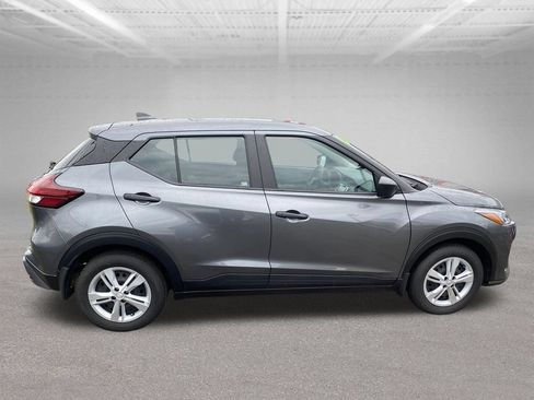 Certified 2025 Nissan Kicks Play S FWD image 7