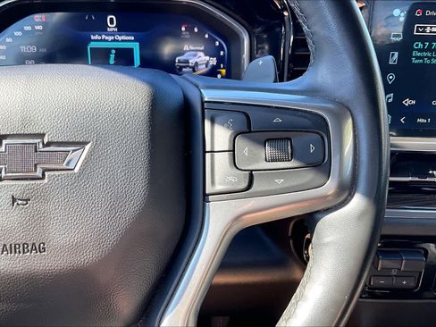 Used 2024 Chevrolet Silverado 1500 LT Trail Boss w/ Convenience Package II image 18