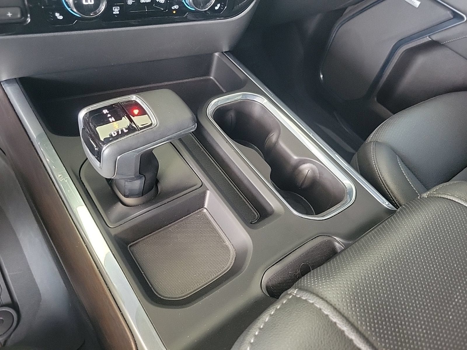 Used 2023 GMC Sierra 1500 SLT w/ SLT Premium Plus Package AWD/4WD image 25