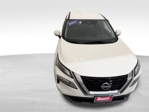 Used 2023 Nissan Rogue SV image 15