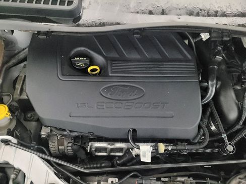 Used 2018 Ford Escape SE image 30