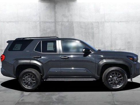 Used 2025 Toyota 4Runner SR5 image 5