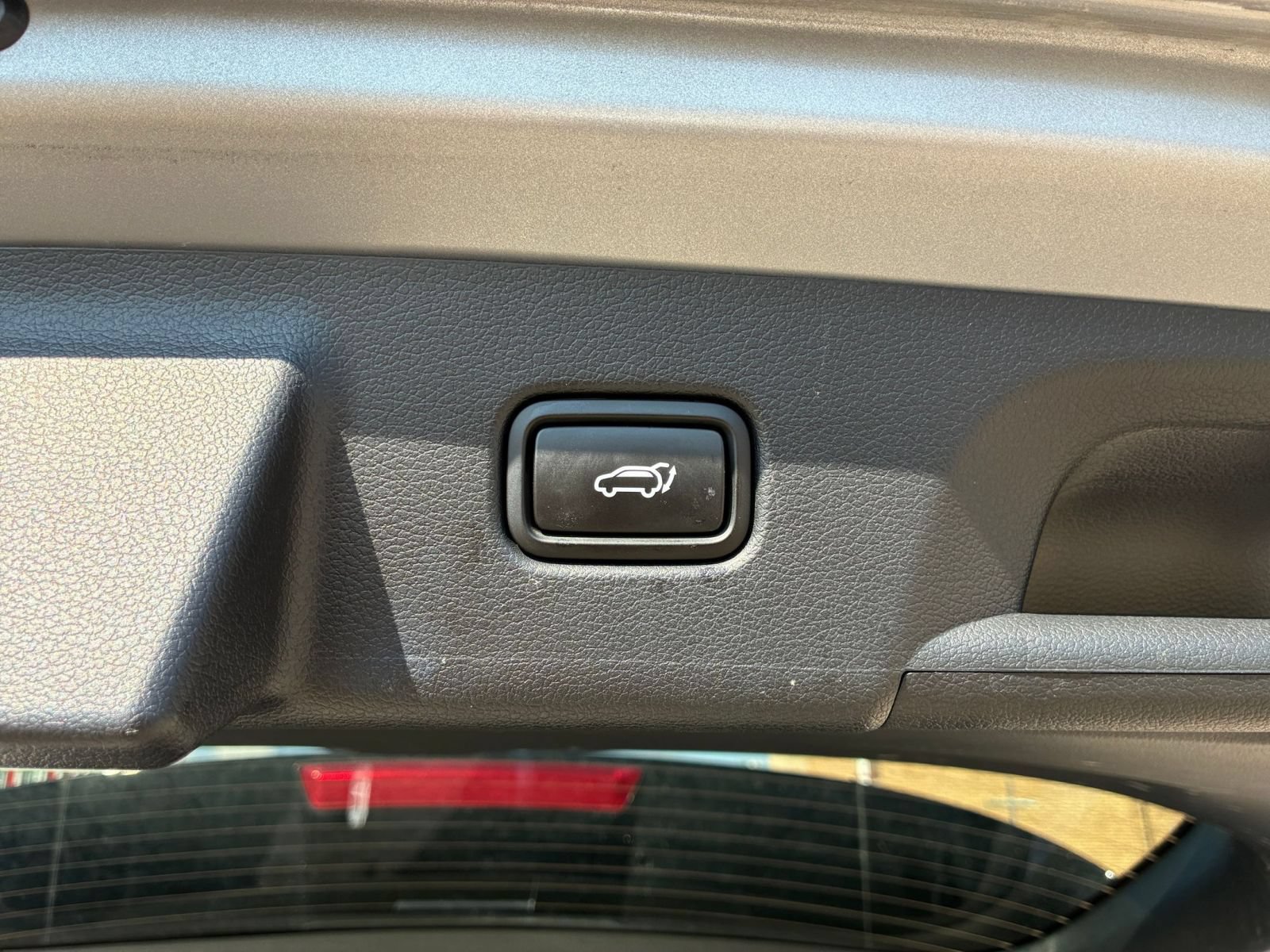Used 2025 Hyundai Palisade SEL FWD image 24