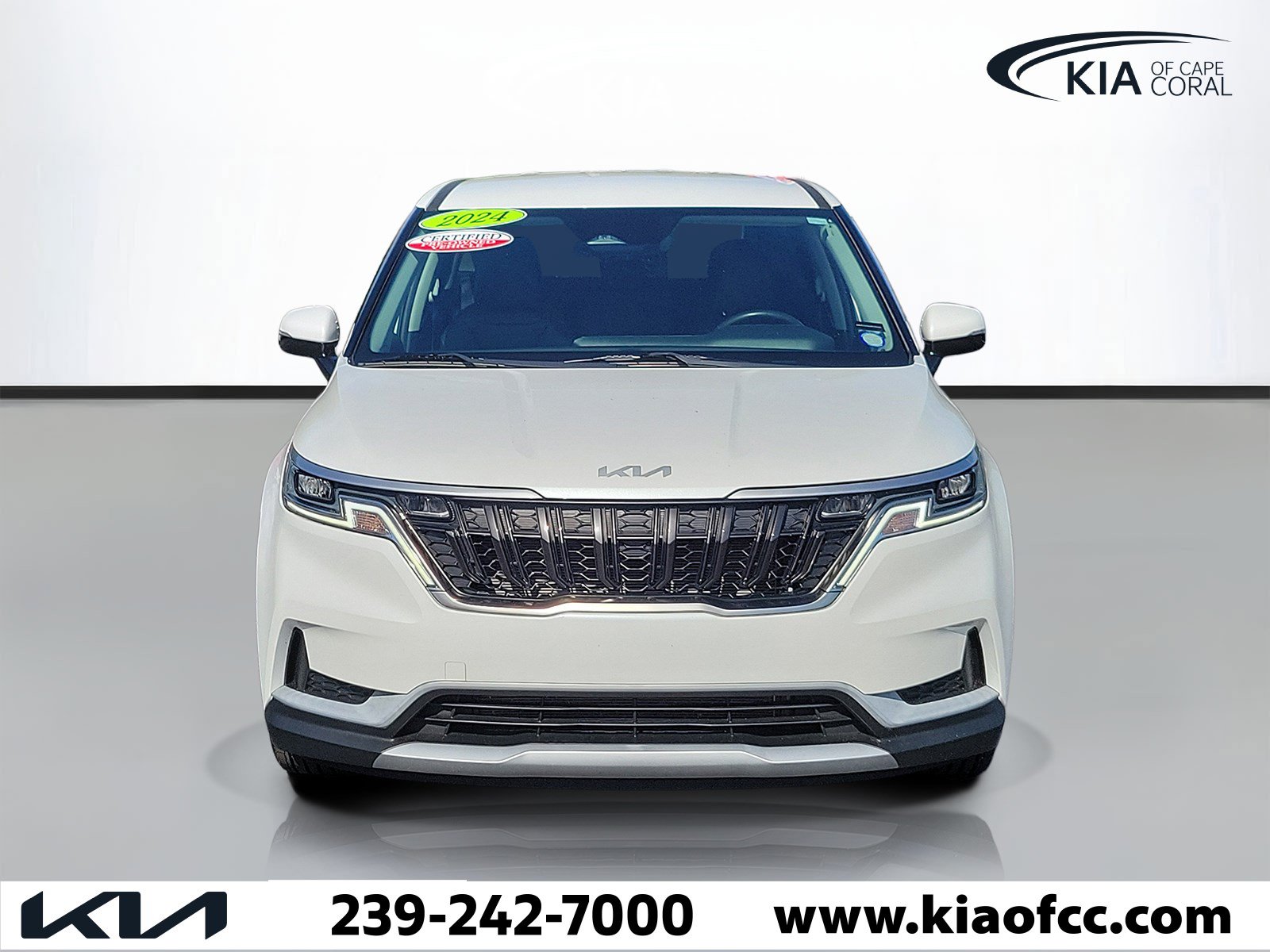 Certified 2024 Kia Carnival LX FWD image 2
