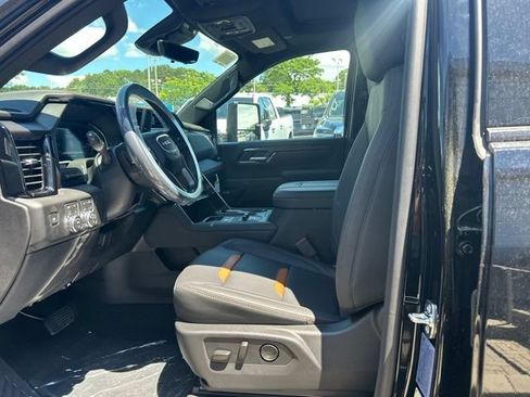 New 2026 GMC Sierra 2500 AT4 w/ AT4 Premium Plus Package AWD/4WD image 9