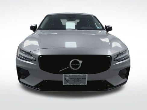 Used 2025 Volvo S60 B5 Core AWD/4WD image 19