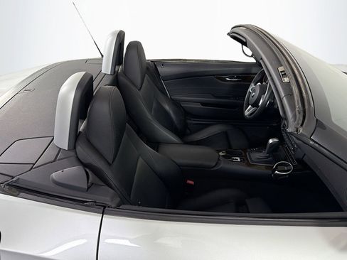 Used 2011 BMW Z4 sDrive30i RWD image 26