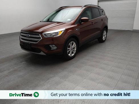 Used 2018 Ford Escape SE FWD image 1