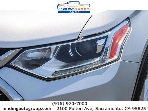 Used 2021 Chevrolet Traverse LT image 7