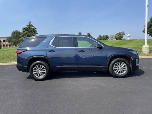 Used 2022 Chevrolet Traverse LT AWD/4WD image 6