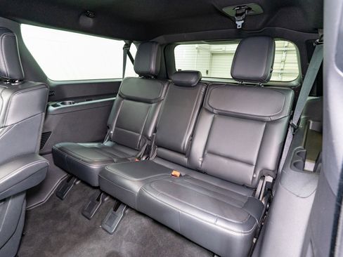 Used 2025 Ford Expedition Max Platinum w/ Stealth Appearance Package AWD/4WD image 33