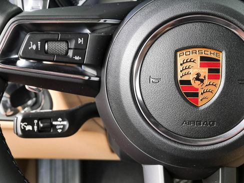 New 2026 Porsche Macan AWD/4WD image 11