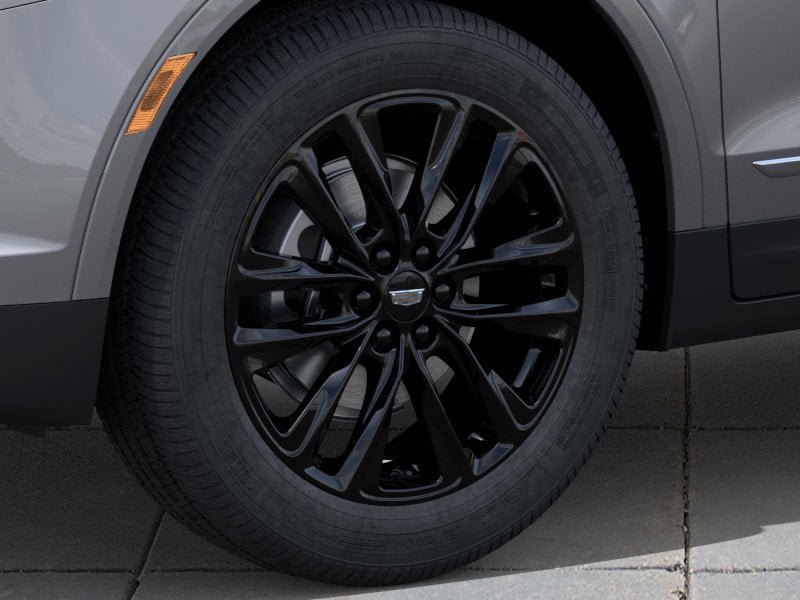Used 2026 Cadillac XT5 Luxury w/ LPO, ONYX Package AWD/4WD image 9