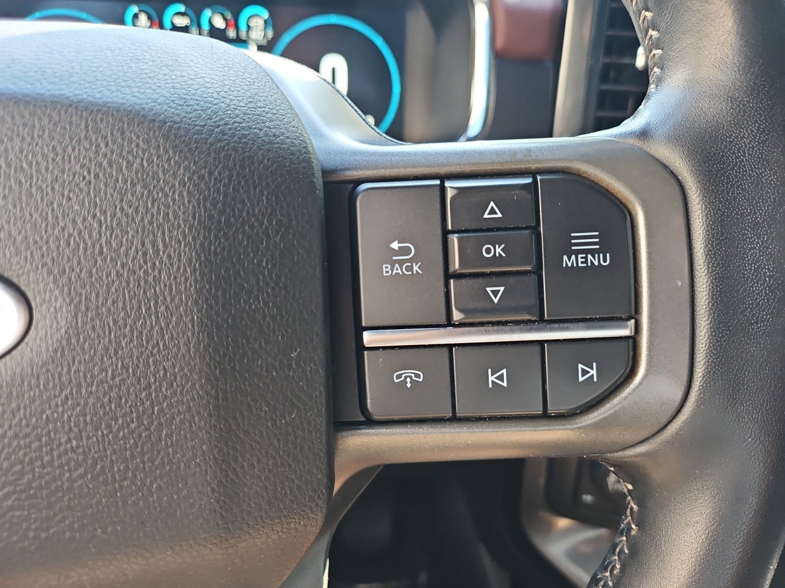 Used 2022 Ford F150 Lariat w/ Equipment Group 502A High AWD/4WD image 31