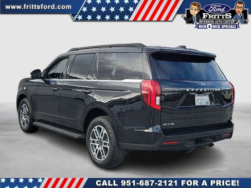 Certified 2025 Ford Expedition Active AWD/4WD image 3