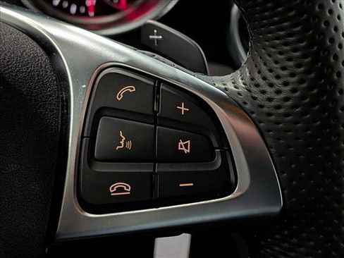 Used 2017 Mercedes-Benz SLC 300 image 16