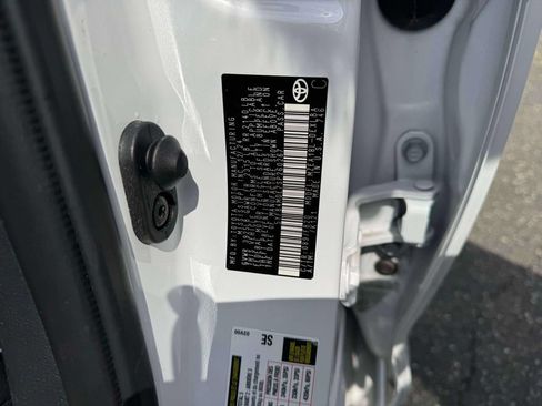 Used 2025 Toyota Corolla LE w/ Convenience Package FWD image 13