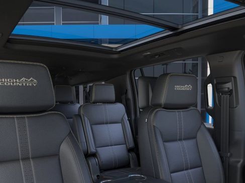 New 2026 Chevrolet Suburban High Country AWD/4WD image 25