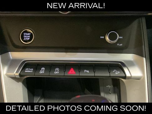 Used 2024 Audi Q3 2.0T Premium AWD/4WD image 43
