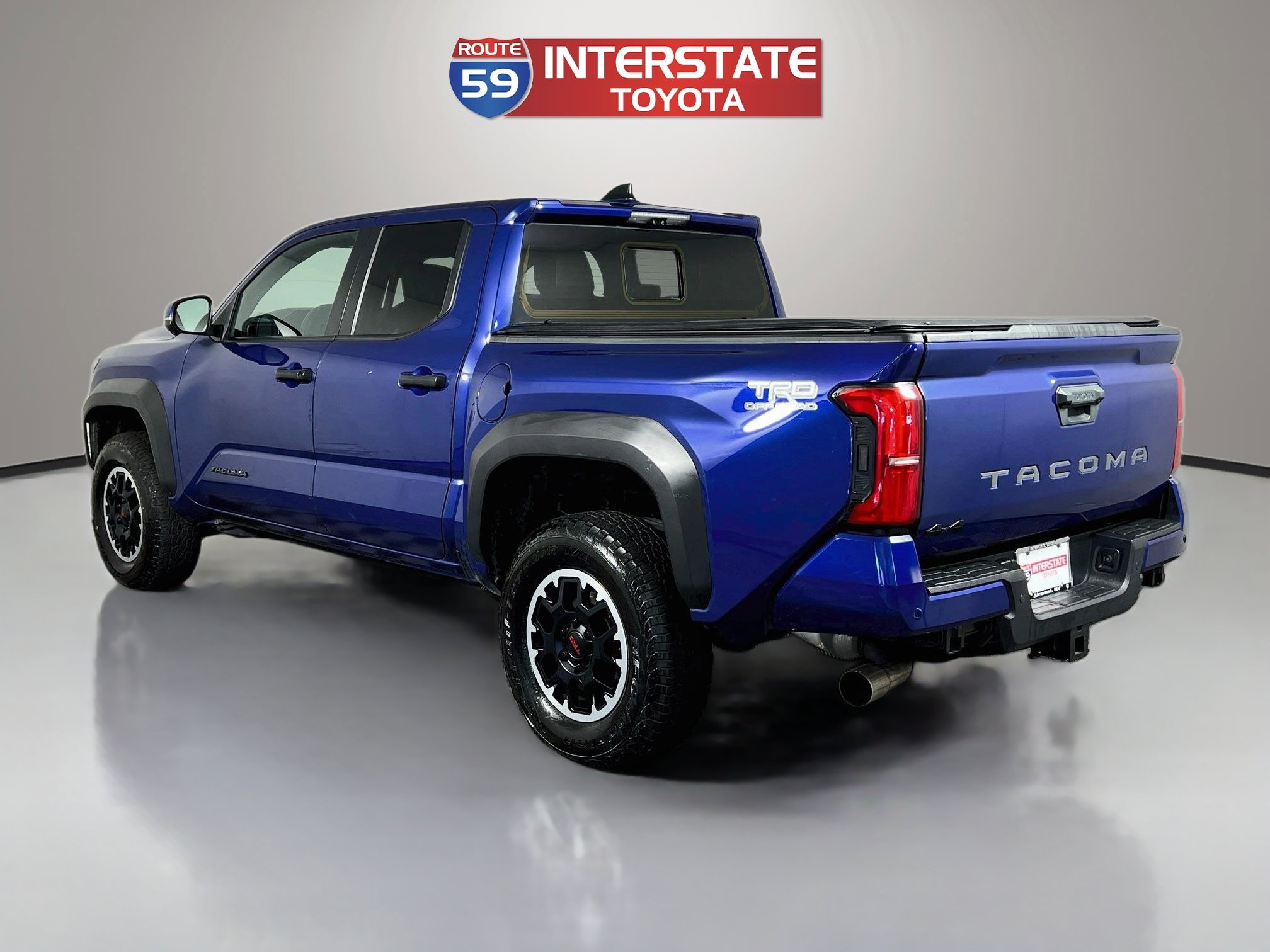 Used 2024 Toyota Tacoma TRD Off-Road w/ TRD Off Road Premium Package AWD/4WD image 5