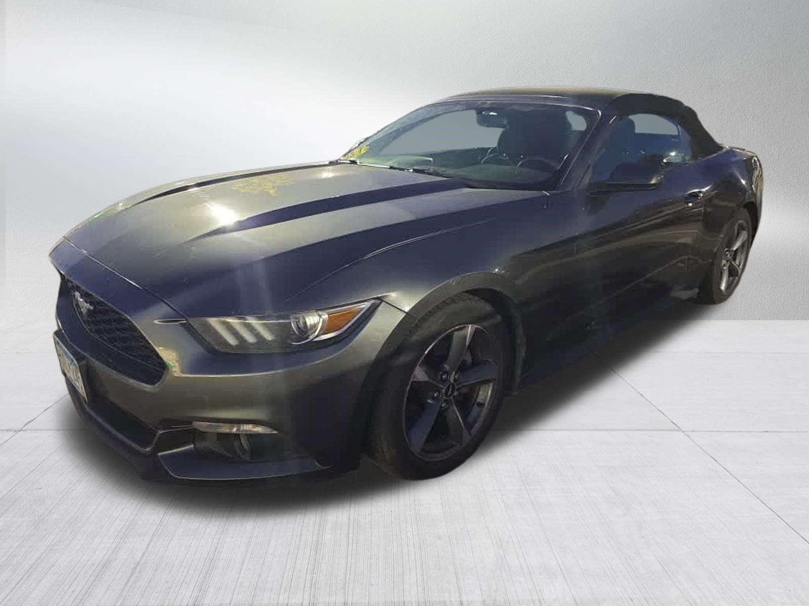 Used 2015 Ford Mustang Convertible w/ Equipment Group 051A RWD image 5