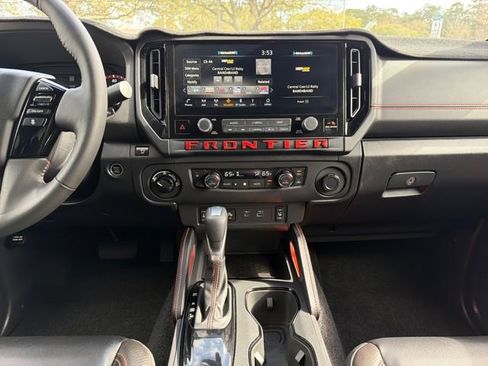 Used 2025 Nissan Frontier PRO-4X w/ Pro Premium Package image 20