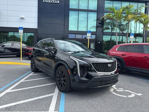 Used 2023 Cadillac XT4 Sport FWD image 3