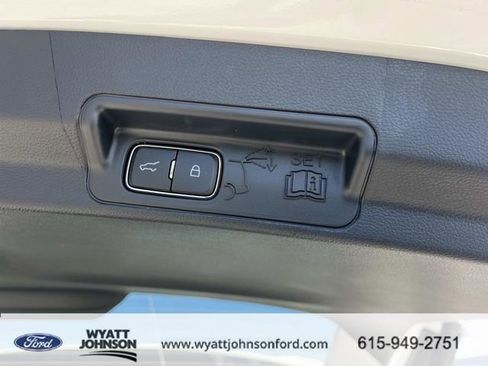 New 2026 Ford Explorer Active RWD image 12