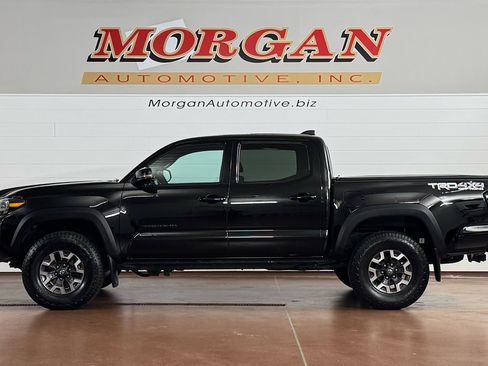 Used 2023 Toyota Tacoma TRD Off-Road image 7