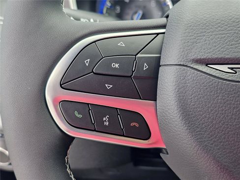 New 2027 Chrysler Pacifica Select FWD image 20