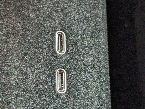 New 2025 Cadillac Escalade IQ Luxury 2 image 32