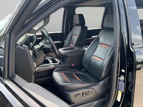Used 2022 GMC Sierra 2500 AT4 w/ AT4 Premium Plus Package AWD/4WD image 8