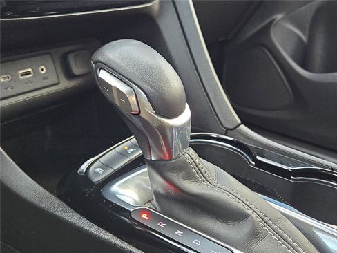 Used 2023 Buick Encore GX Select w/ Sport Touring Package image 10