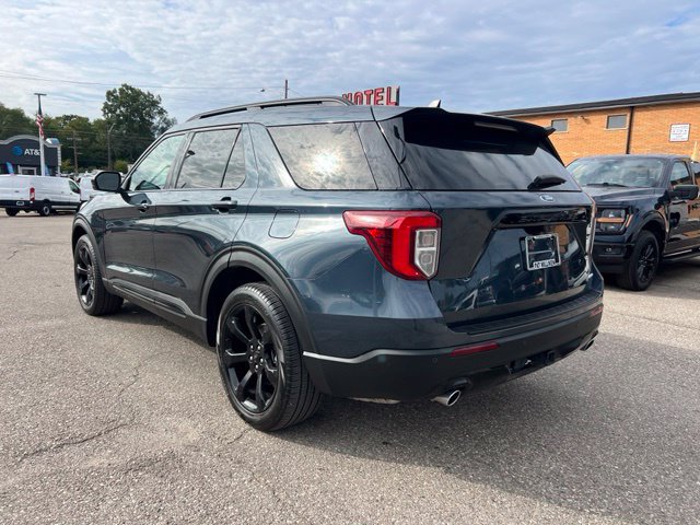 Certified 2024 Ford Explorer ST-Line w/ Class IV Trailer Tow Package AWD/4WD image 6