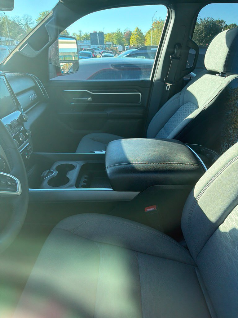 Used 2025 RAM 1500 Big Horn AWD/4WD image 8